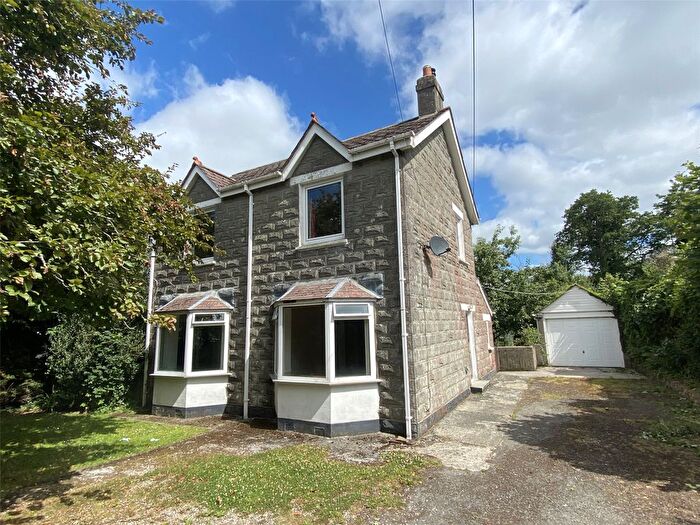 3 Bedroom Detached House For Sale In Tinhay, Lifton, Devon, PL16