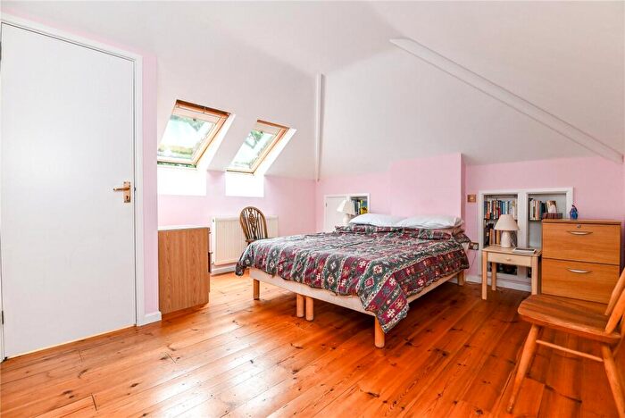 3 Bedroom Bungalow For Sale In Orchard Grove, New Milton, Hampshire, BH25