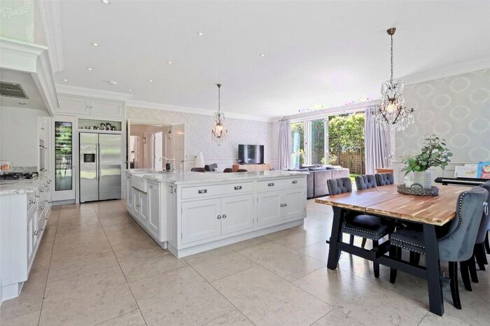 6 Bedroom Detached House To Rent In Ashcroft Park, Cobham, KT11