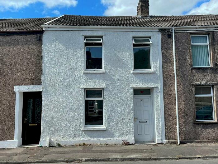 3 Bedroom Terraced House To Rent In Regent Street East, Neath, Neath Port Talbot., SA11