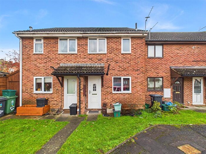 2 Bedroom Terraced House For Sale In Armscroft Court, Gloucester, Gloucestershire, GL2