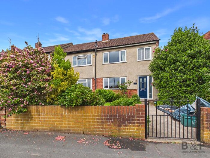 3 Bedroom End Of Terrace House For Sale In Holly Hill Road, Kingswood, BS15