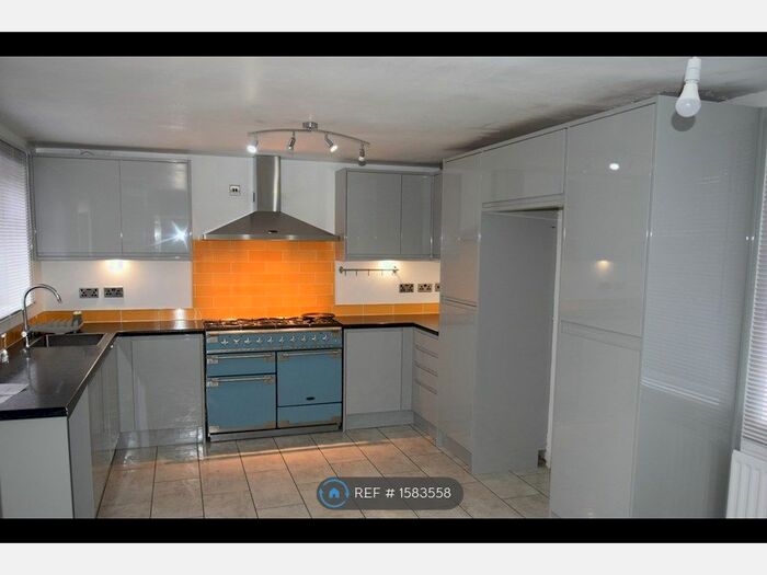 3 Bedroom Terraced House To Rent In Greig Walk, Corby, NN18