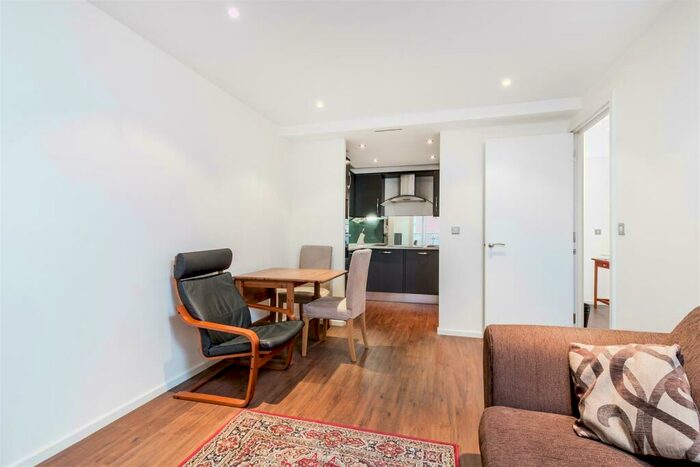 1 Bedroom Apartment To Rent In The Oxygen Apartments, Royal Victoria Dock, E16