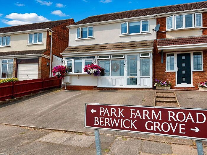 3 Bedroom Semi-Detached House For Sale In Park Farm Road, Great Barr, Birmingham, B43