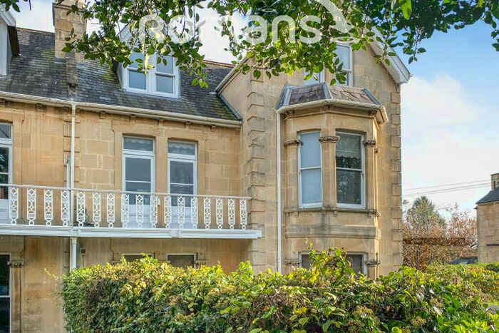 1 Bedroom Flat To Rent In Combe Park, BA1