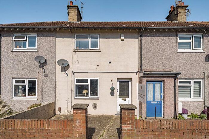 3 Bedroom Terraced House For Sale In Weirs Lane, Oxford, OX1