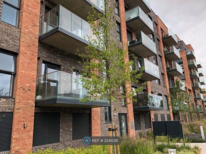 2 Bedroom Flat To Rent In James Smith Court, Dartford, DA1