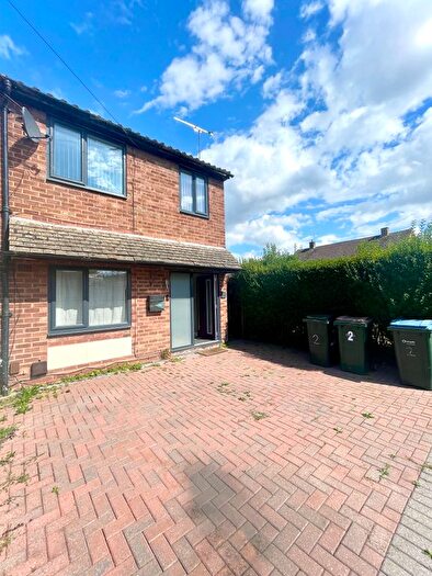 3 Bedroom End Terrace House To Rent In Lennox Close, Coventry, CV3