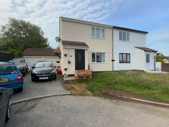 1 Bedroom Flat To Rent In Pendeen Park, Helston, TR13