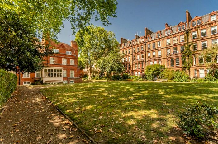 2 Bedroom Flat To Rent In Harrington Gardens, South Kensington, London, SW7