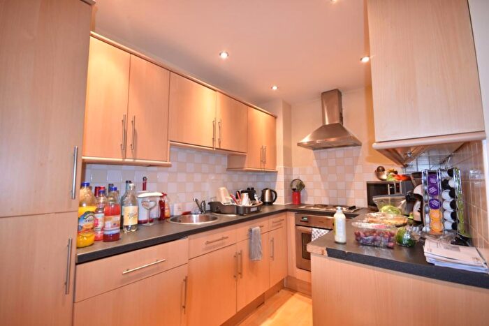 3 Bedroom Flat To Rent In Hazelwood Avenue, Jesmond, NE2