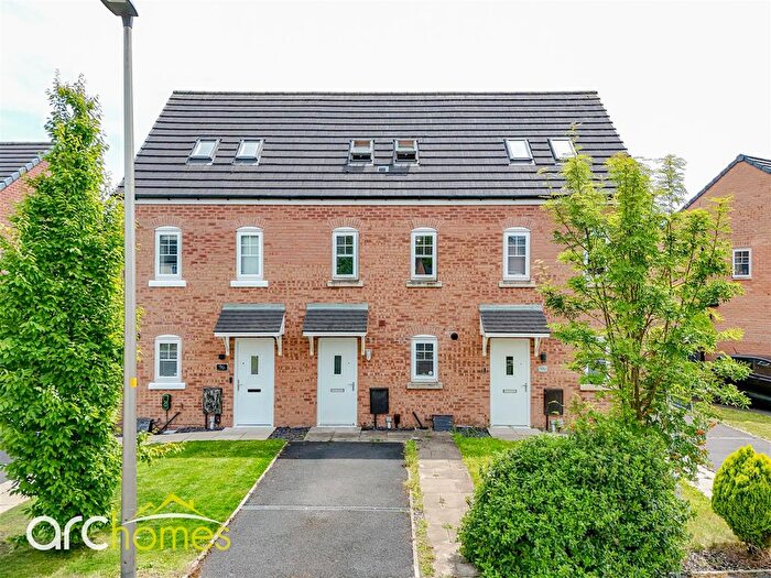 3 Bedroom Town House For Sale In Fairclough Park Drive, Leigh, WN7