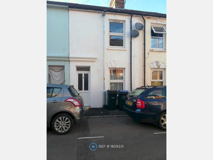 2 Bedroom Terraced House To Rent In James Street, Salisbury, SP2