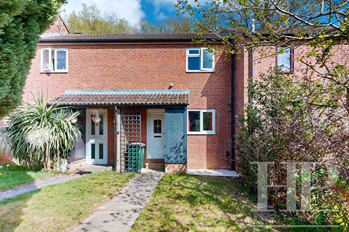 2 Bedroom Terraced House For Sale In Greenways Walk, Crawley, RH11