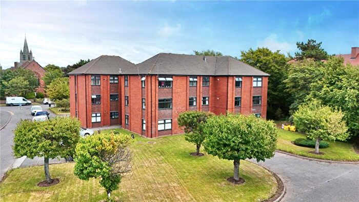 2 Bedroom Apartment For Sale In Roseacre, West Kirby, Wirral, Merseyside, CH48