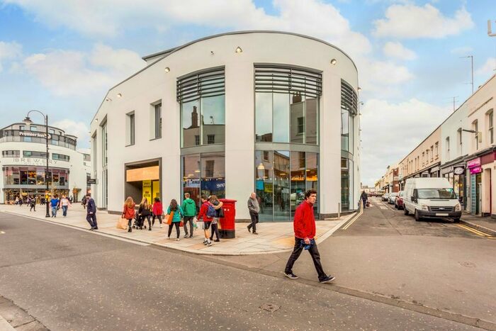 2 Bedroom Flat To Rent In Bennington Street, Cheltenham, GL50