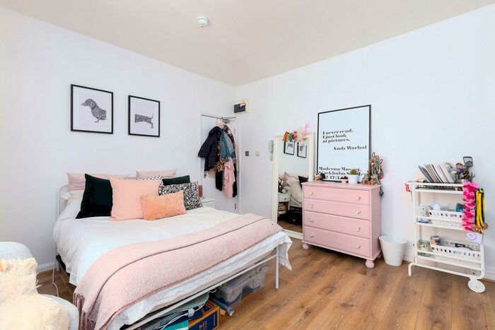 Studio To Rent In Stroud Green Road, N4