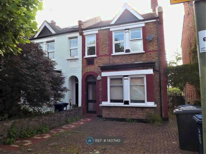 1 Bedroom Flat To Rent In Birkbeck Road, London, NW7