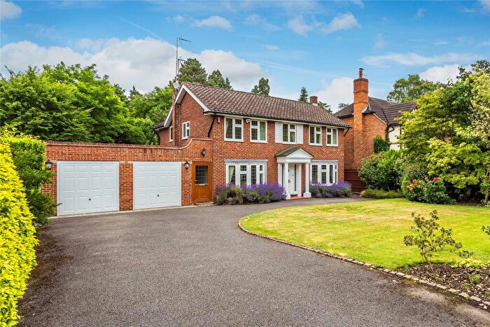 4 Bedroom Detached House For Sale In Castle Road, Horsell, Surrey, GU21