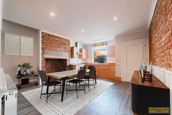 3 Bedroom Terraced House To Rent In Gillibrand Street, Darwen, BB3