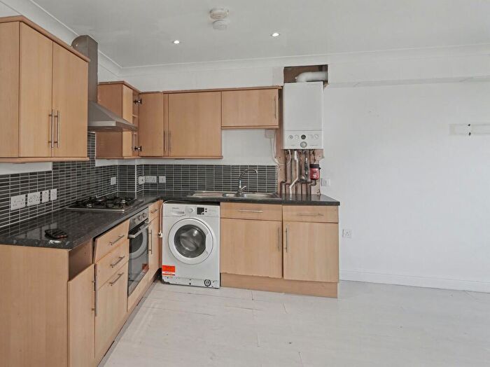 2 Bedroom Flat For Sale In Dane Road, Martony Court Dane Road, CT9 - Photo 4