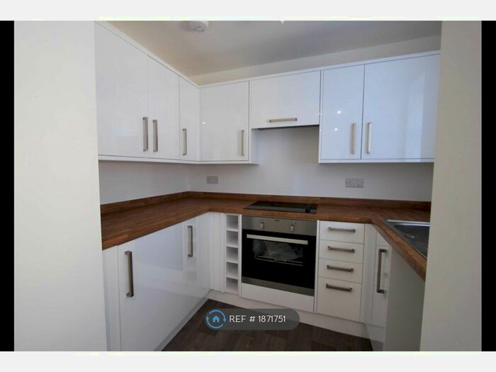 1 Bedroom Flat To Rent In Southcote Road, Bournemouth, BH1