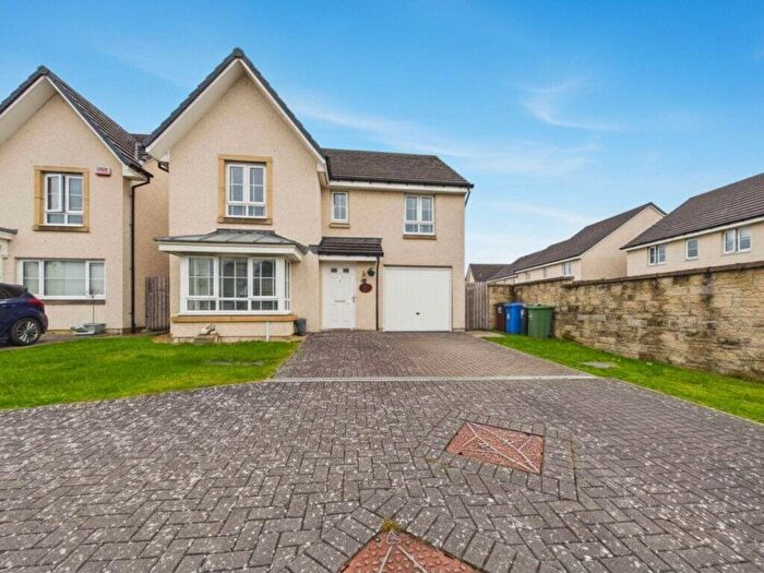 4 Bedroom Detached House For Sale In Appleton Drive, Eliburn, EH54