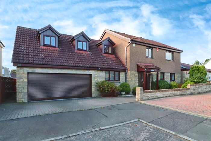 4 Bedroom Detached House For Sale In Craigbank, Crossford, Dunfermline, Fife, KY12