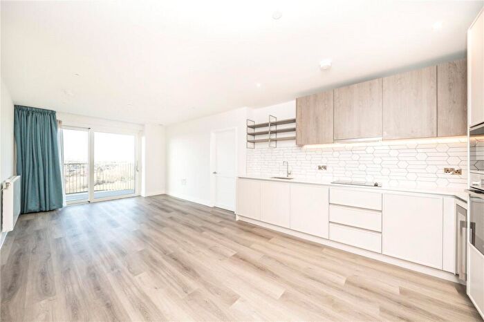 2 Bedroom Apartment To Rent In Astell Road, London, SE3