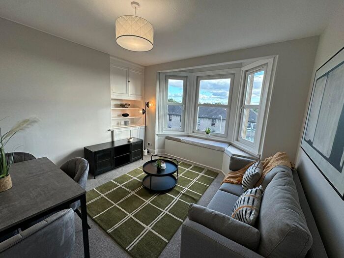 2 Bedroom Flat To Rent In Clepington Road, Dundee, DD3