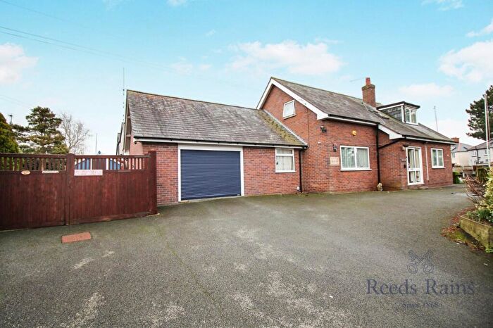 3 Bedroom Detached House For Sale In Henllan Street, Denbigh, Denbighshire, LL16