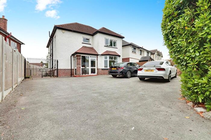 3 Bedroom Detached House For Sale In Crewe Road, Wistaston, Crewe, CW2