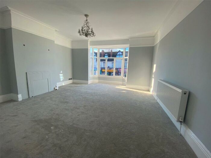 3 Bedroom Flat To Rent In Alcester Road South, Birmingham, B14