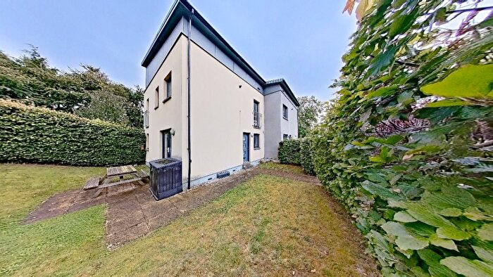 3 Bedroom Semi-Detached House To Rent In Glamis Gardens, West End, Dundee, DD2