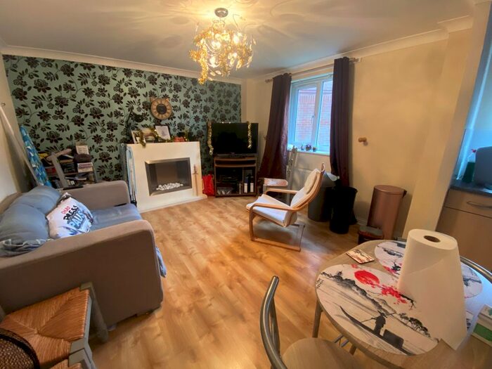 2 Bedroom Flat To Rent In Cadge Road, Norwich NR5