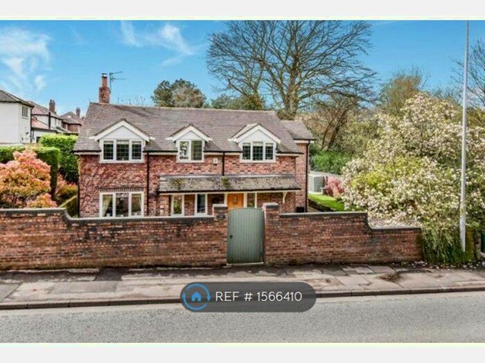 3 Bedroom Detached House To Rent In London Road, Appleton, Warrington, WA4