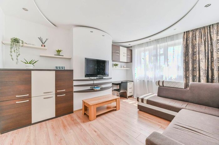 1 Bedroom Flat To Rent In Renmuir Street, Tooting, London, SW17