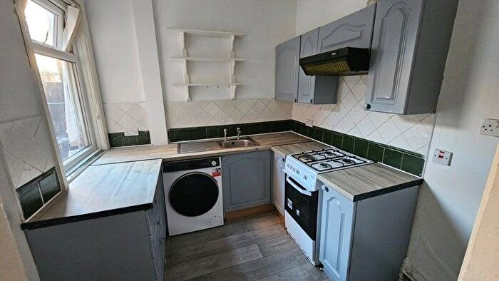 3 Bedroom House To Rent In Norfolk Street, Salford, M6