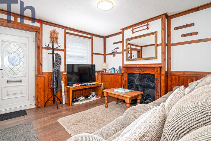 2 Bedroom Terraced House For Sale In Ventnor, Isle Of Wight, PO38