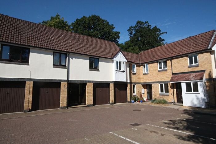 1 Bedroom Flat To Rent In St Johns, Woking, GU21