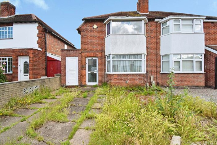 3 Bedroom Semi-Detached House For Sale In Paget Avenue, Birstall, Leicester, Leicestershire, LE4