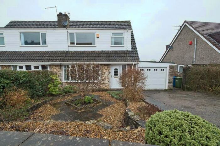 3 Bedroom Semi-Detached House To Rent In Quernmore Drive, Kelbrook, BB18