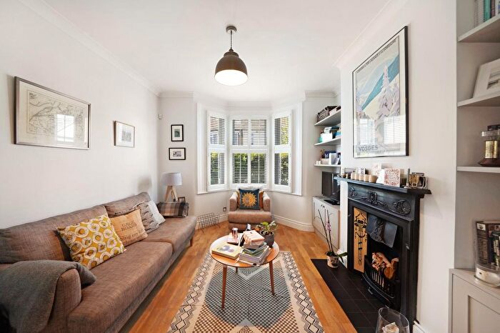 3 Bedroom Property To Rent In Spruce Hills Road, Walthamstow, E17