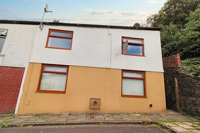 2 Bedroom End Terrace House For Sale In Thomas Street, Pentre, CF41