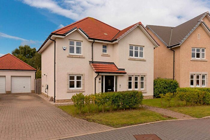 4 Bedroom Detached House For Sale In Bayview Circus, Dunbar, East Lothian, EH42