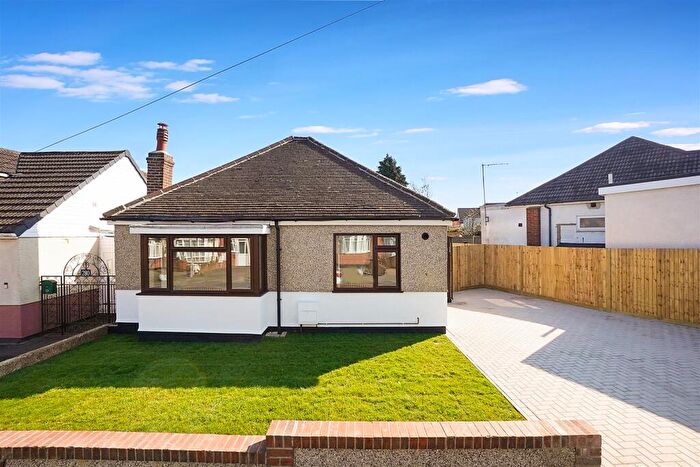 2 Bedroom Detached Bungalow For Sale In Wilson Avenue, Rochester, ME1