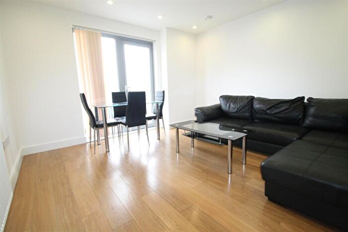 1 Bedroom Flat To Rent In Wilson Tower, Christian Street, E1