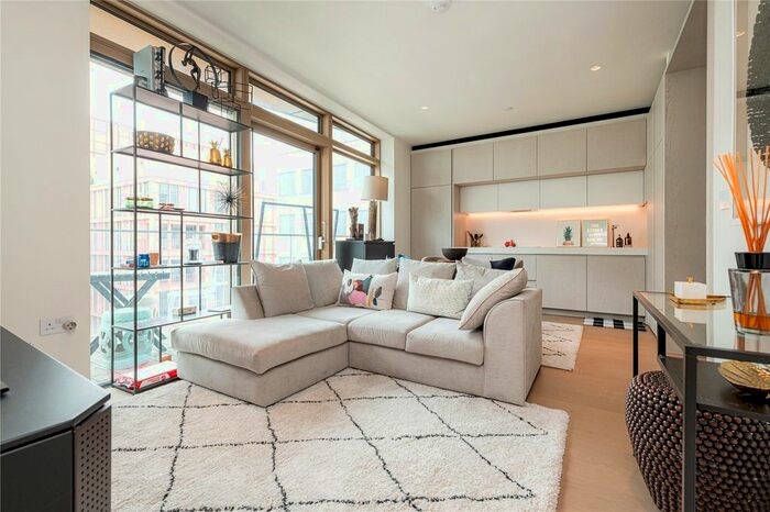 1 Bedroom Flat To Rent In Lewis Cubitt Walk, King's Cross, N1C