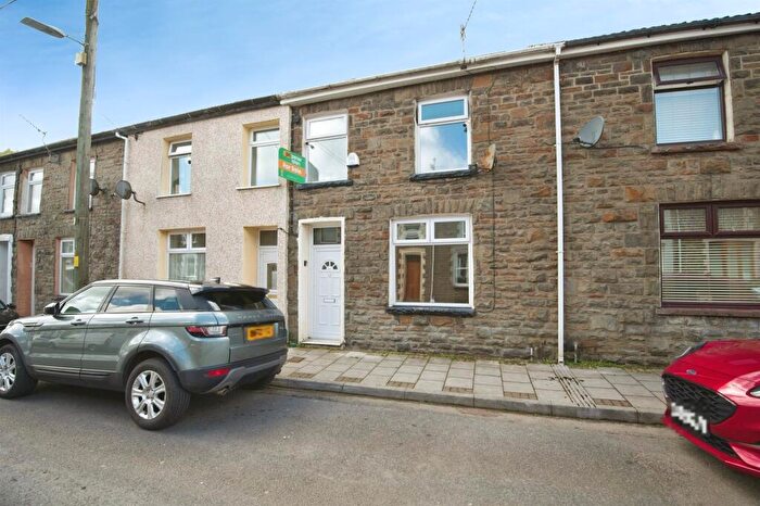 3 Bedroom Terraced House For Sale In Regent Street, Ferndale, CF43